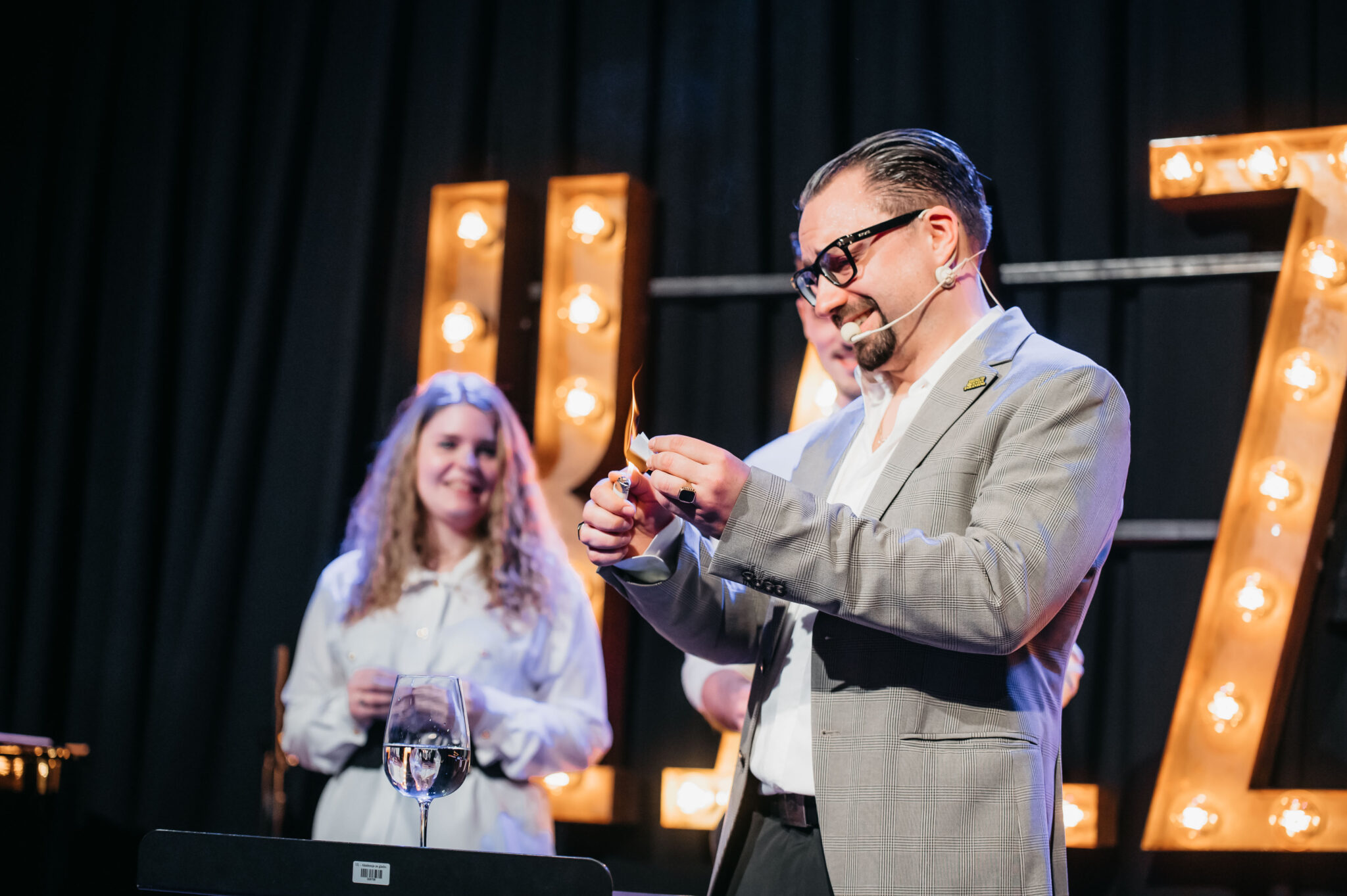 MagicShow (144 of 270)